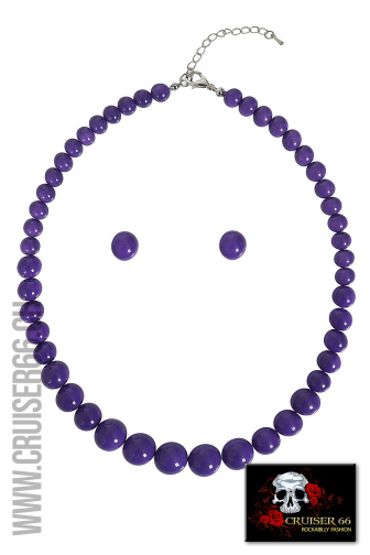 Perlen Halskett Set Violett Rockabilly Retro Vintage Swing Cruiser66 Party Hochzeit Mode Boutique Trauzeugin Trauzeuge Brautfuehrer Braeutigam Brautfuehrerin Schweiz Oberbueren St-Gallen Wil Uzwil Frauenfeld Schaffhausen Konstanz Amriswil Winterthur Bischofszell Weinfelden Appenzell Herisau Rorschach Buchs Zuerich Waedenswil Oesterreich Vorarlberg Liechtenstein Vaduz Chur Vintage Fashion 50s 50-s-Style Rock-and-Roll Kleider Sommer Petticoats Swing Fest Night US-Car Meeting Ami-Treffen US-Car Amitreffen Szene Pinup Shop Blusen Top Petticoat Schuhe Bowling Shirt Leopard Polka Dot Cherry Kirschen Latzhosen Skirt Rock